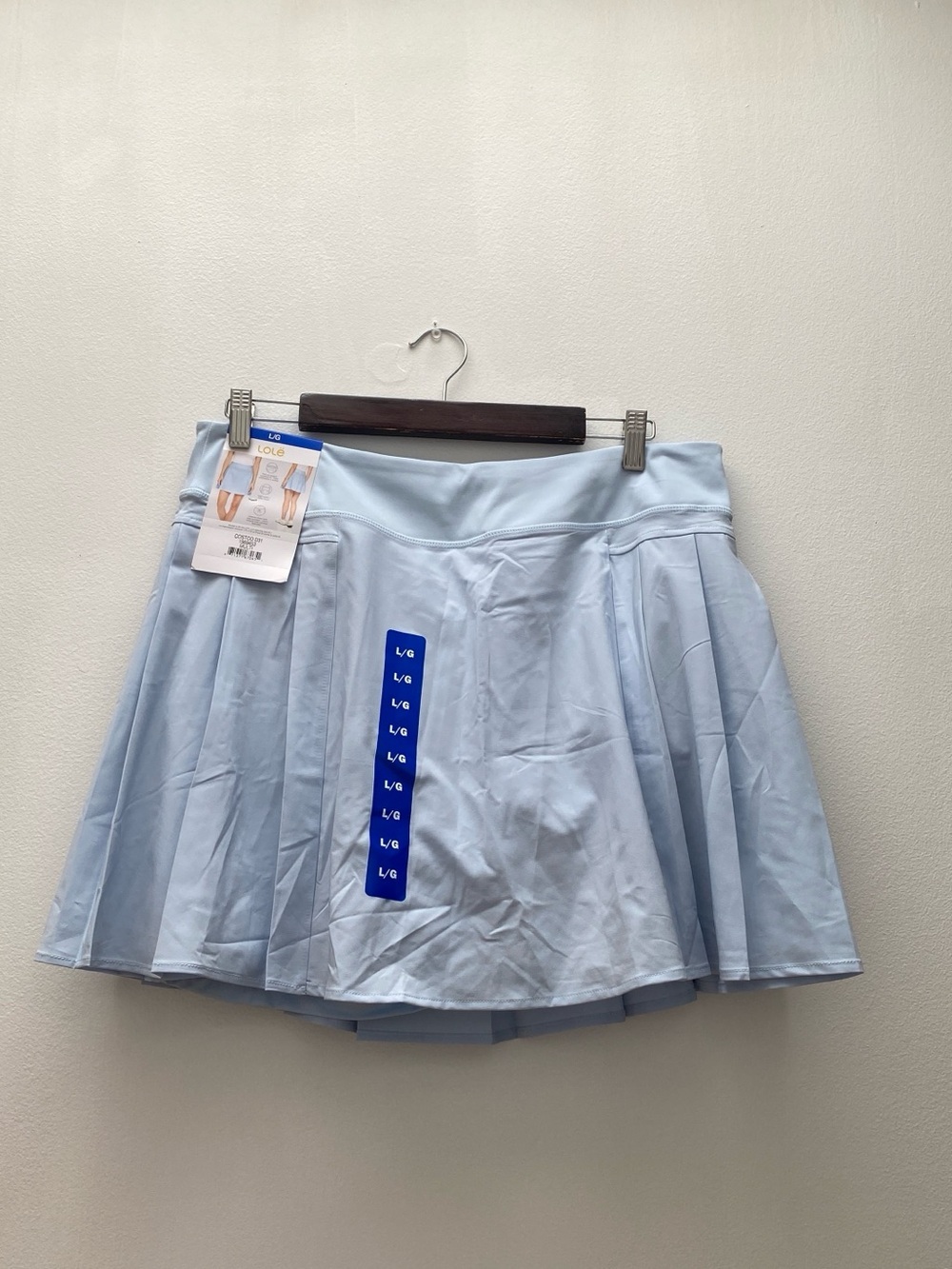 Lolë - Brand New Classic Pleated Light Blue Skort
